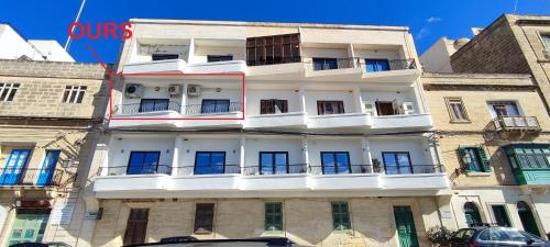 Budova, kde se apartmán nachází