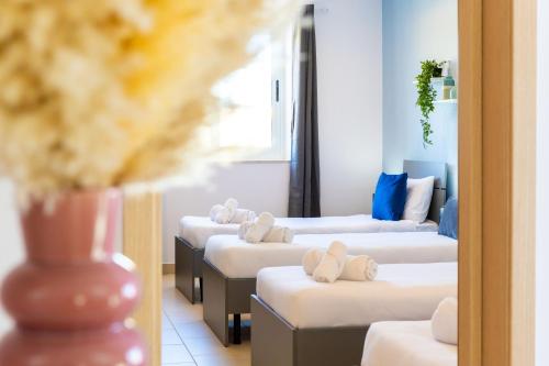 Area soggiorno di Beautiful Terraced Villa City View by Arcobnb