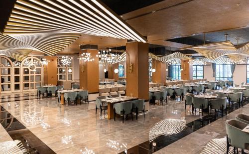 アランヤにあるSerenity Queen Hotelのギャラリーの写真