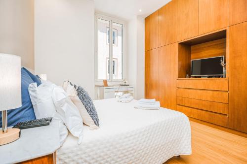 DAMA VENETO APT 6 Guest 2 BR 2 BATHS NO ZTL
