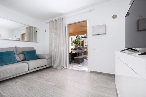 Home2Book Vibrant Apt Corralejo, Pool