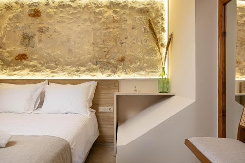 Othonas Concept Suites