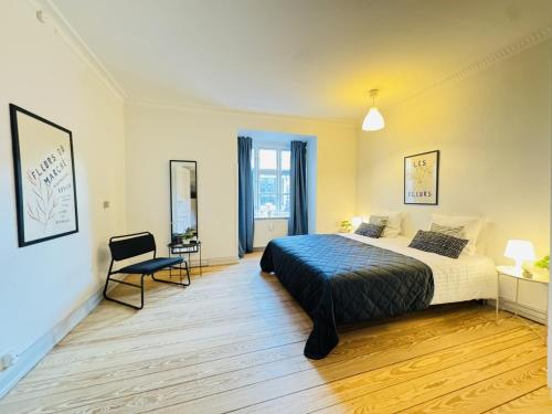 Postel nebo postele na pokoji v ubytování aday - Beautiful and Spacious 4 bedroom - Heart of Aalborg