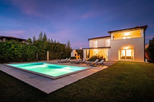Villa Domenica Exclusive Mit Pool