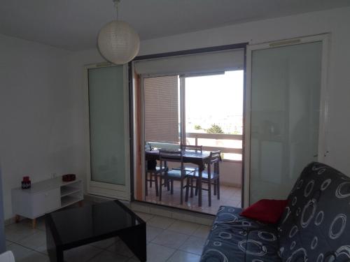 Appartement 1 chambre, parking et piscine