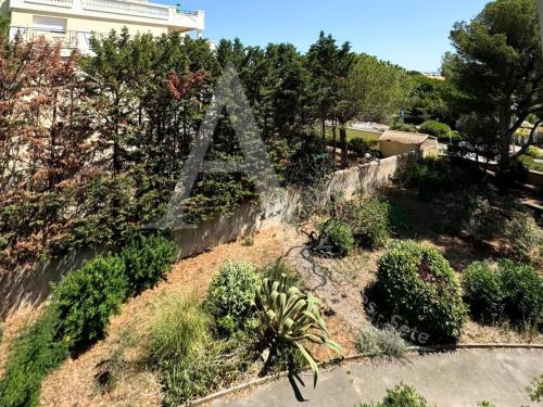 quartier plage de la corniche 1 chambre parking