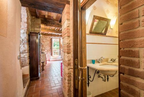 Gambar di galeri bagi Appartamento la Cantina di Rapolano Terme
