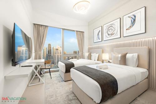 SML Vacation Homes - Sky High Apartments with Burj Khalifa and Dubai Fountain Views at Grande Signature, Downtown Dubai photo 2