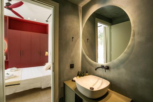 Ένα μπάνιο στο Marianna Suites