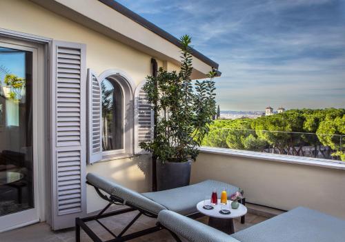 Un balcón o terraza en Sofitel Roma Villa Borghese