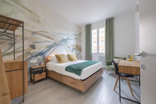 Via Pollaiolo, 55 - Florence Charming Apartments - Comfort e Stile a 350mt dal Tram! First floor with elevator and car places on street