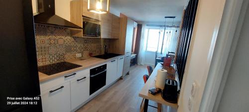 Photo de la galerie de l'établissement Appartement 2 chambres près de la mer à Port la Nouvelle, à Port-la-Nouvelle