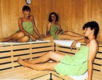 a couple of women sitting in a room at Hotel-Pension Märkischheide in Vetschau