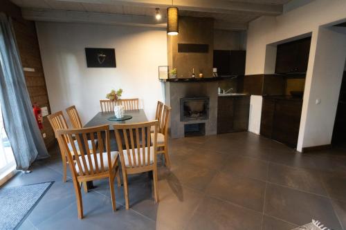 Dapur atau dapur kecil di Sodybos kompleksas - ECO Resort Trakai