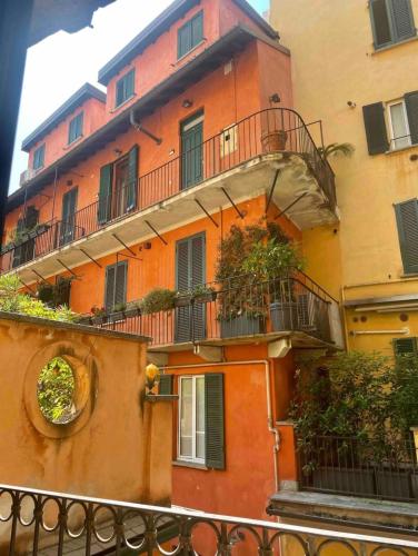 Quiet luminous Flat historical city center fast Wi-Fi