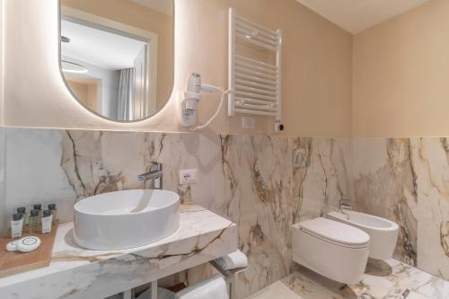 Trevi Imperial Suite 1
