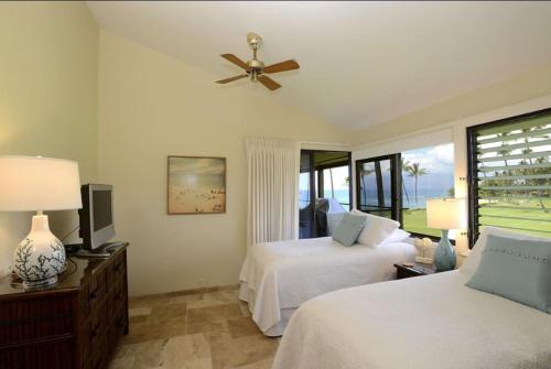 Voodi või voodid majutusasutuse Wailea Elua Resort 1904 toas