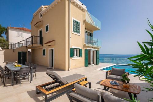 Epetium Beach Villa