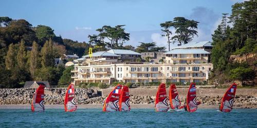 Cap Morgat à l'écho des vagues