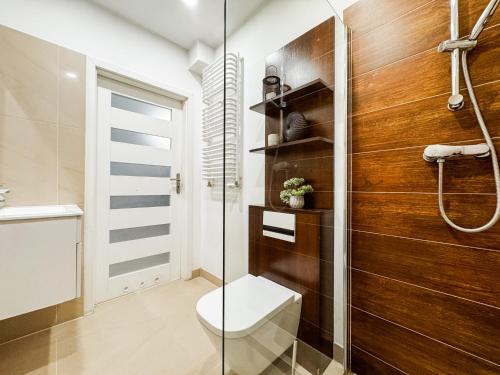 Ένα μπάνιο στο Great view, 5 minutes Rynek, UWr