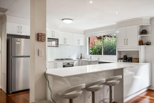 Η κουζίνα ή μικρή κουζίνα στο Common Occurrence - Perfectly Positioned in Mile End