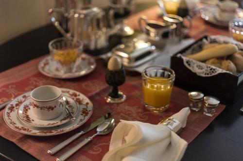 Mad på pensionatet eller i nærheden