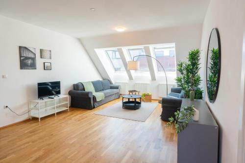 Luxury Penthouse with Rooftop Terrace