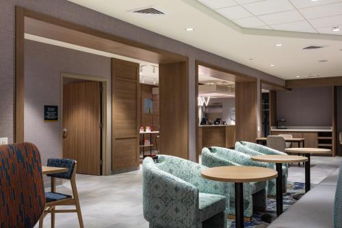 Posezení v ubytování Home2 Suites By Hilton Boone