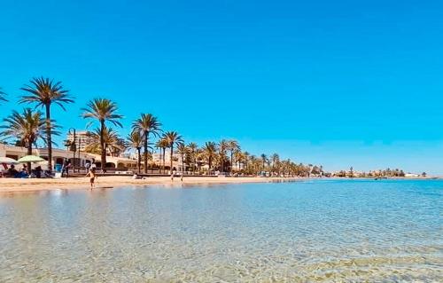 Mar De Cristal apartment 100 metres to the beach