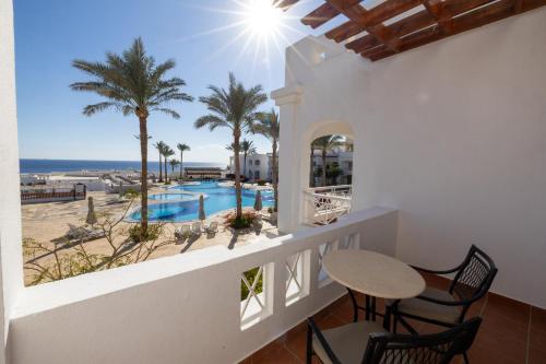Bassein majutusasutuses Continental Plaza Beach Resort või selle lähedal