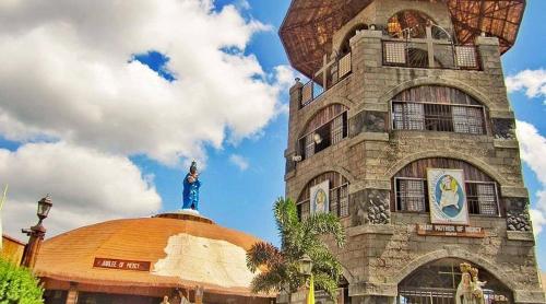 El edificio en el que está el departamento