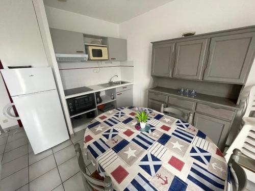 Maison avec Jardin, 900m Plage, 2 Chambres, Parking Inclus, Animaux Acceptés - La Tranche-sur-Mer - FR-1-22-173