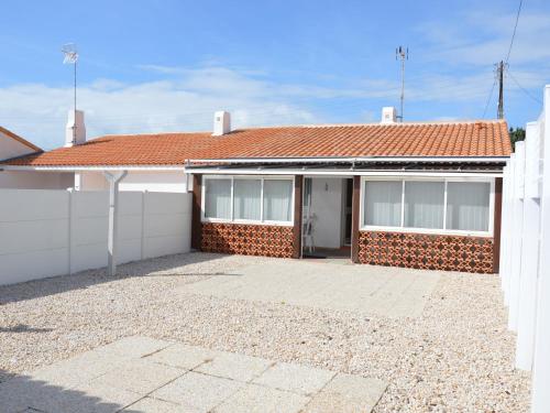 Maison à Saint-Hilaire-de-Riez à proximité de la plage, 3 chambres, terrasse - FR-1-323-564