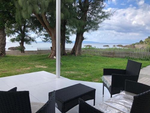 Mariposa Sea and Starry Garden Villa