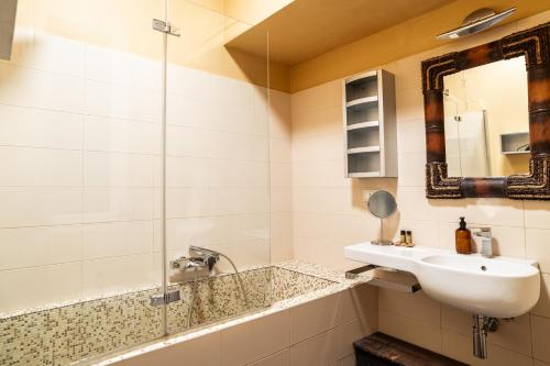 Un baño de Giano Host - Indoratori