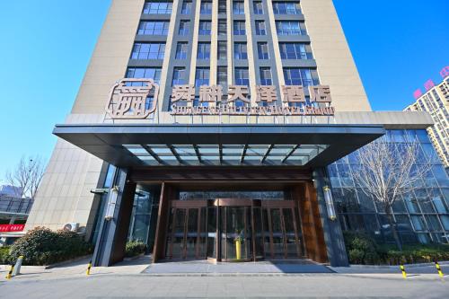 El edificio en el que está el hotel