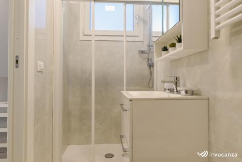 Ένα μπάνιο στο Condominio Gavioli - InVacanza