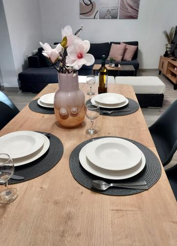 Melinta Stay - Apartment near Athens Airport & Rafina Port