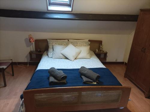 Postel nebo postele na pokoji v ubytování Domaine du Rouge-Gorge