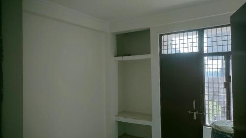 Fotografie z fotogalerie ubytování mahkumbh 1bhk flat v destinaci Jhūsi