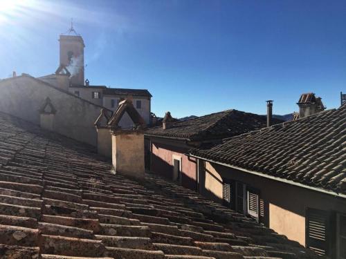 Φωτογραφία από το άλμπουμ του Casa in piazza σε Canterano