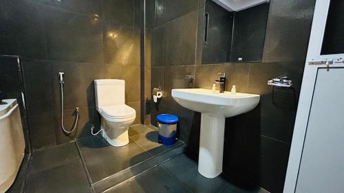 Koupelna v ubytování O2 Villas-Weligama