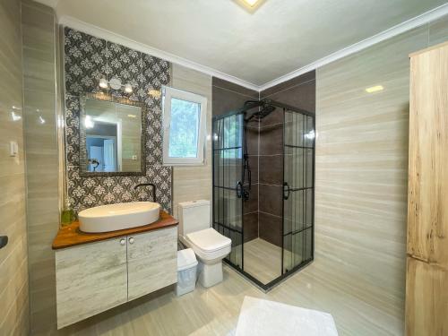 Koupelna v ubytování Villa Güneş