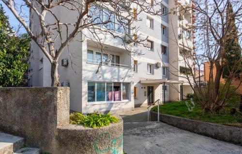 2 Bedroom Gorgeous Apartment In Rijeka