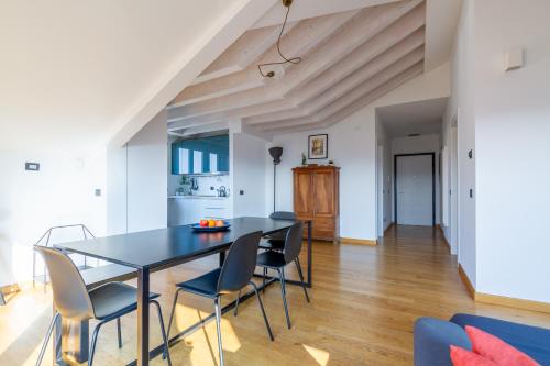 attico in un'oasi di verde sui navigli - NavigliApartments