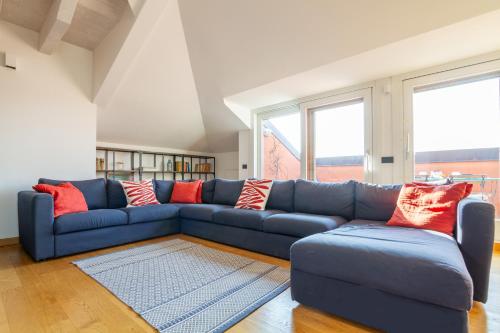 Posedenie v ubytovaní attico in un'oasi di verde sui navigli - NavigliApartments