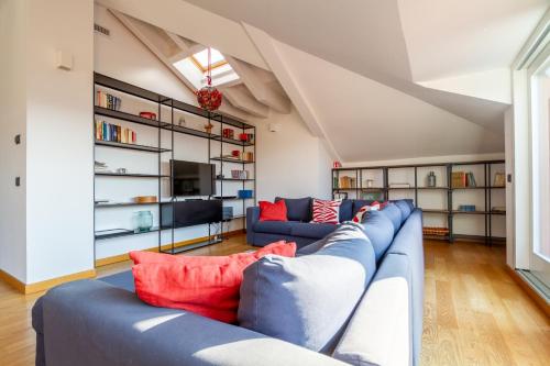 Posedenie v ubytovaní attico in un'oasi di verde sui navigli - NavigliApartments