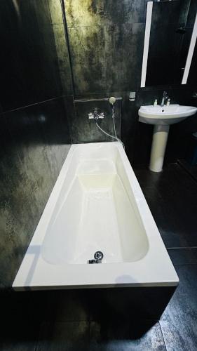 Koupelna v ubytování O2 Villas-Weligama