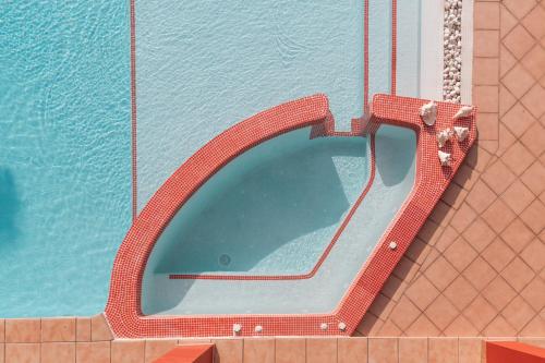 Red-House