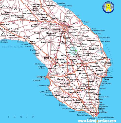 a detailed map of singapore with roads and cities at Il Gelso in Lecce